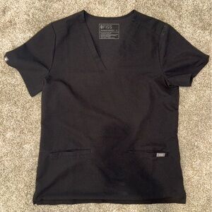 2x figs scrub top